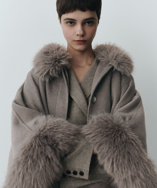 SNIDEL（スナイデル） コート アウター ファー付きミドルケープコート