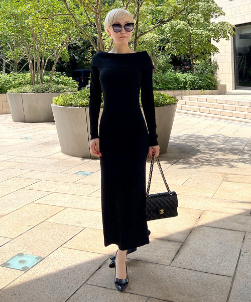 「JENNE」 ニットワンピース SMALL ネイビー レディースの画像