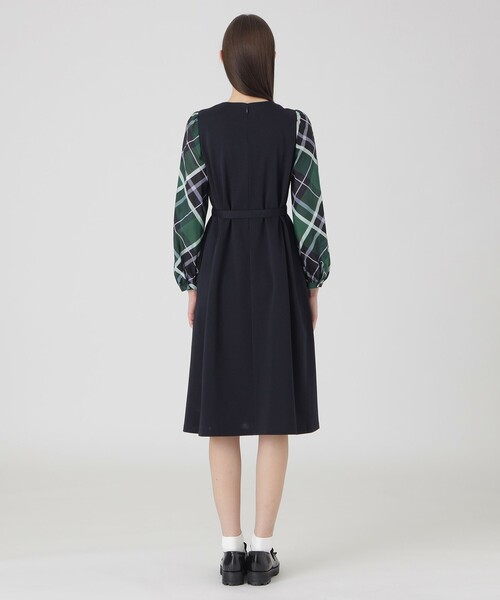 ブルーレーベルクレストブリッジ　ワンピース　コンパクトライトポンチサックドレス BLUE LABEL CRESTBRIDGE ワンピース コンパクトライトポンチ