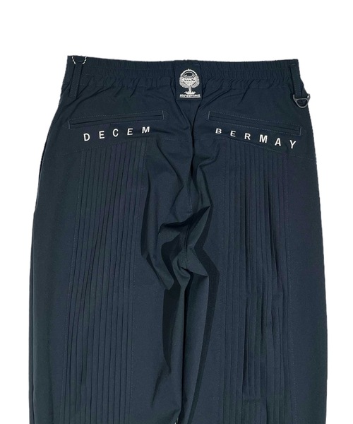 DECEMBERMAY（ディセンバーメイ） パンツ Sorona agile pleats pants