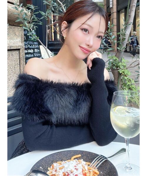 RESEXXY（リゼクシー） ニット セーター フェイクファーオフショル