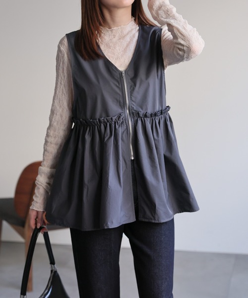 sakishimatokyo ベスト ジレ フロントジップペプラムVネックベスト