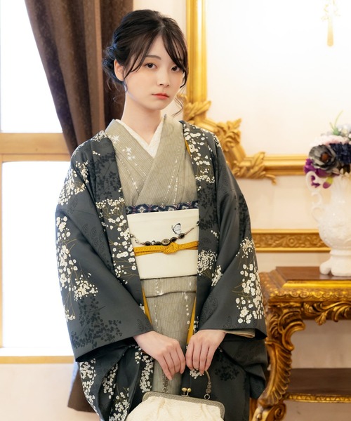 長襦袢 単衣 花草模様 雲柄に紗綾形 青海波 淡黄蘗色 J-314 長襦袢 単衣 花模様 果物柄 暈し 薄浅葱色 しつけ糸 J-275 - メルカリ