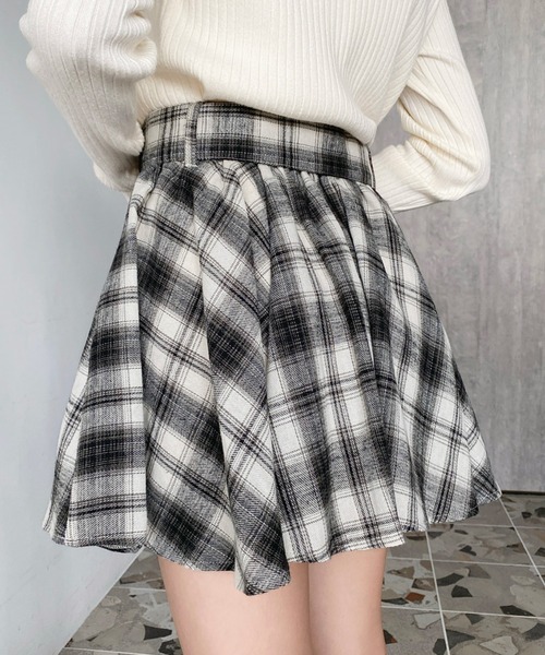 moment+ スカート ベルト付きアシメヘムタックプリーツチェック柄ミニ