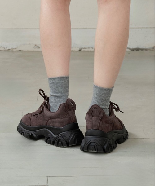 lawgy（ラウジー） スニーカー asymmetry design dad sneaker