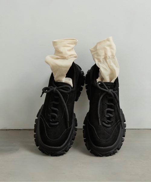 lawgy（ラウジー） スニーカー asymmetry design dad sneaker