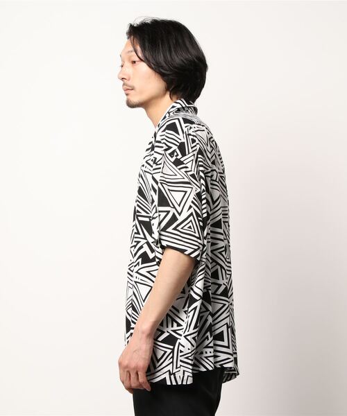 JUGLANS（ユグランス） 七分袖 シャツ 「ATELANE」トライアングル柄