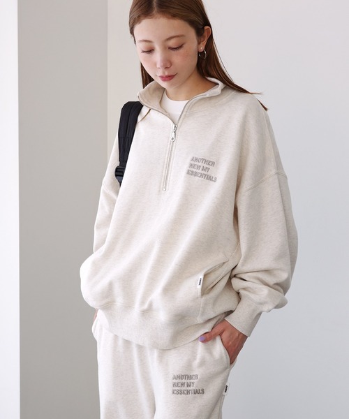 ロゴ ハーフジップ スウェット SEQUENZ（シークエンズ）の「【SEQUENZ】 90's SPORTS HALF ZIP
