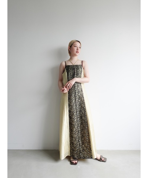 BUBBLES lace-up frill dress バブルス　ワンピース BUBBLES lace-up frill dress バブルス ワンピース - メルカリ