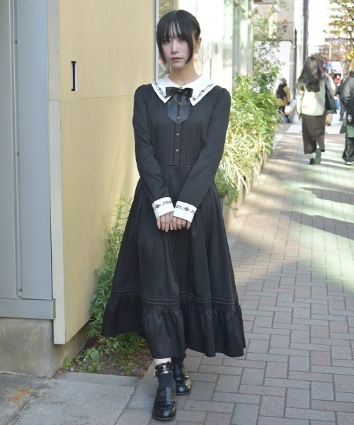 axes femme（アクシーズ ファム） ワンピース リボンセット刺繍ロング