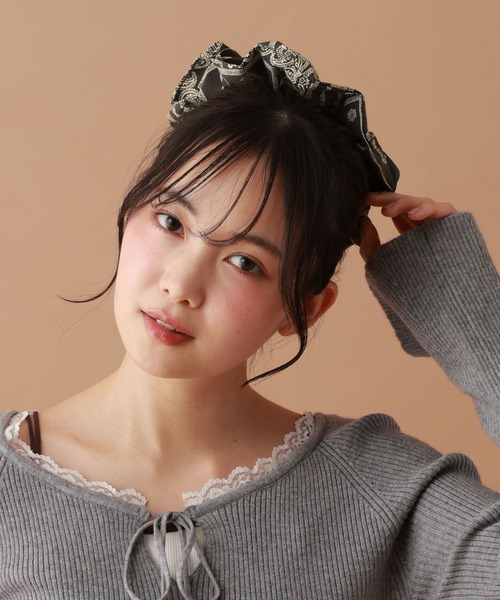 tiny tiny（ティニーティニー） シュシュ バンダナ柄シュシュ
