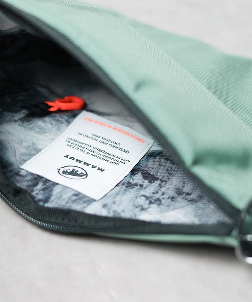 マムート　MAMMUT ショルダーバッグ ダークグレー　機能　ポケット付【美品】 楽天市場】MAMMUT マムート Shoulder Bag Square スクエア