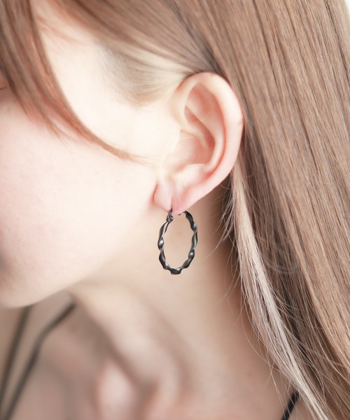 ピアス　No.4676 ARCHIVER ピアス 「76」Stainless Twist Ring Pierce 30mm