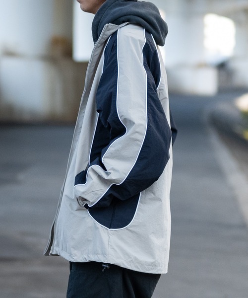 THRASHER（スラッシャー） ナイロンジャケット 「at」「THRASHER