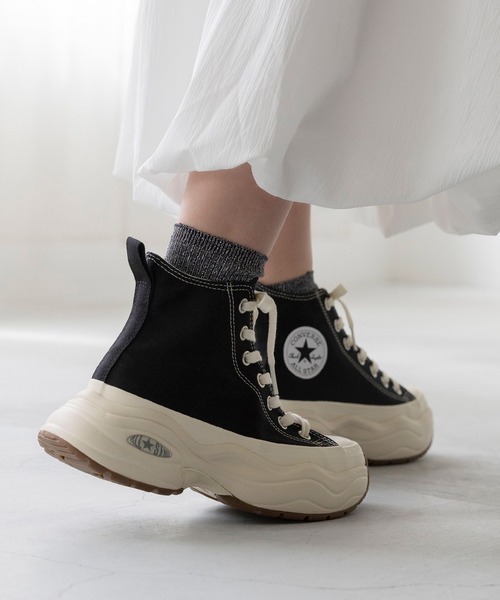 大幅お値下げ！ コンバース　厚底　ハイカットスニーカー　23.5センチ CONVERSE スニーカー / コンバース SURGETRAINER HI 厚底