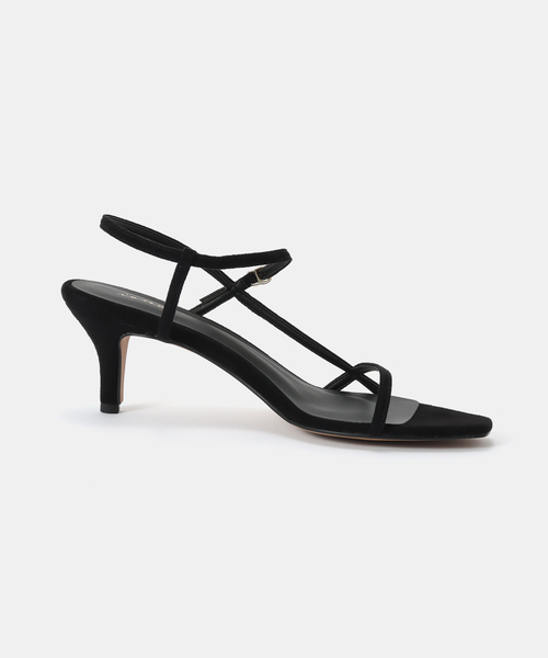 ✳︎新品未使用✳︎IENA ストラップサンダル ブラック 37サイズ キーン（KEEN）（レディース）ストラップサンダル シーニック