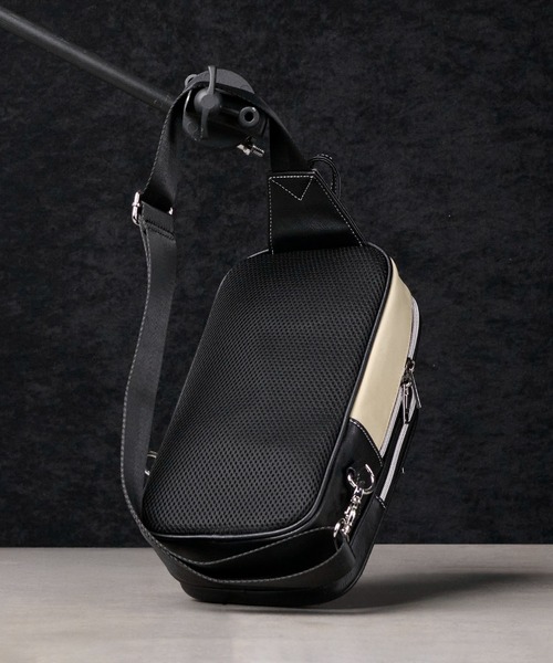 CALIFORNIA OUTFITTERS ウエストポーチ 3C32 切り替えデザイン