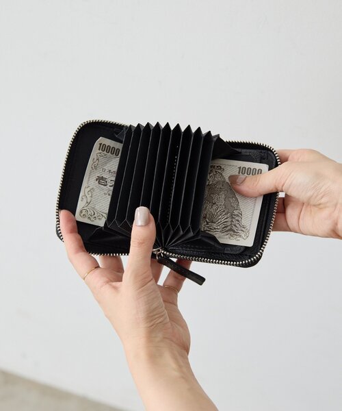 ear PAPILLONNER（イア パピヨネ） ミニ 財布 「perche(ペルケ)×ear