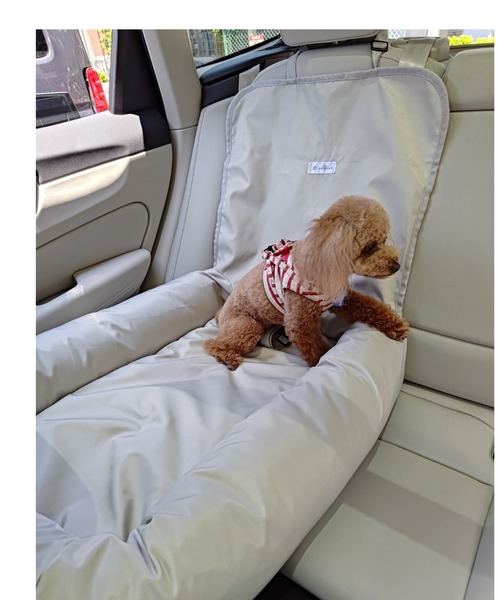 EMOOR（エムール） ペット マット 後部座席用 広々あんしん ドライブ