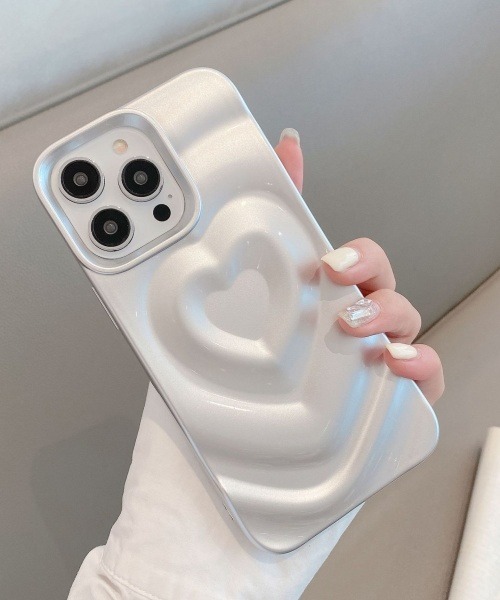 Fun & Daily スマホケース F＆D : エンボスハート iPhoneケース