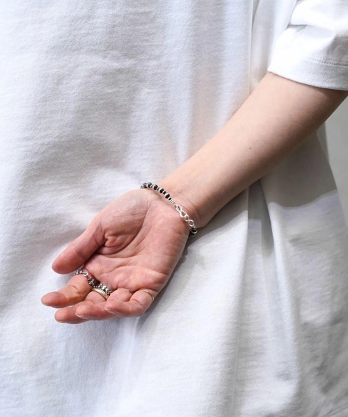 ERICKA NICOLAS BEGAY ブレスレット ERICKA NICOLAS BEGAY ブレスレット 「ERICKA BEGAY」 NAVAJO PEARL