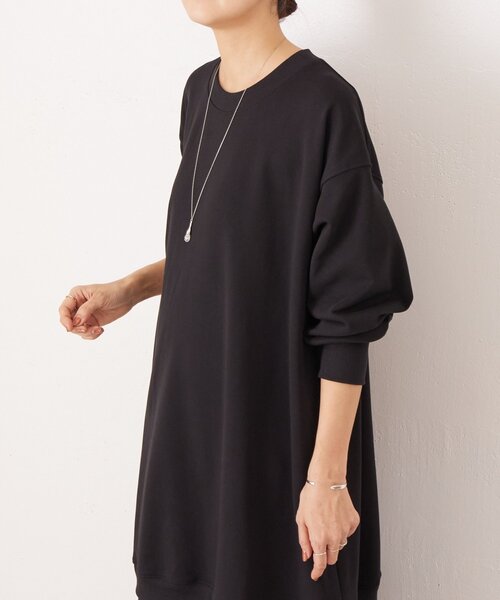 【新品】ビアズリー BEARDSLEY 裾フリル裏毛プルオーバー　トップス BEARDSLEY（ビアズリー）の「裾フリル裏毛プルオーバー（Tシャツ