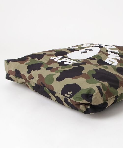 A BATHING APE（アベイシングエイプ） カモフラージュトートバッグ