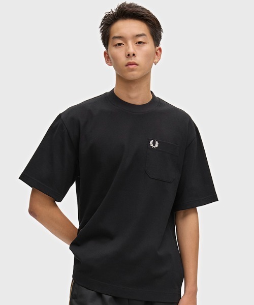 FRED PERRY フレッドペリー Tシャツ ブラック M FRED PERRY（フレッドペリー） tシャツ Relaxed T-Shirt／リラックスT