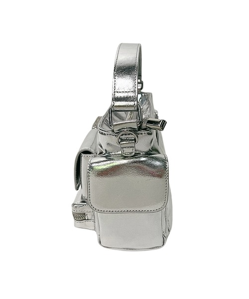 ANNA SUI NYC シルバーショルダーバッグ ANNA SUI NYC（アナ スイ エヌ ワイ シー）の「(ANNA SUI NYC