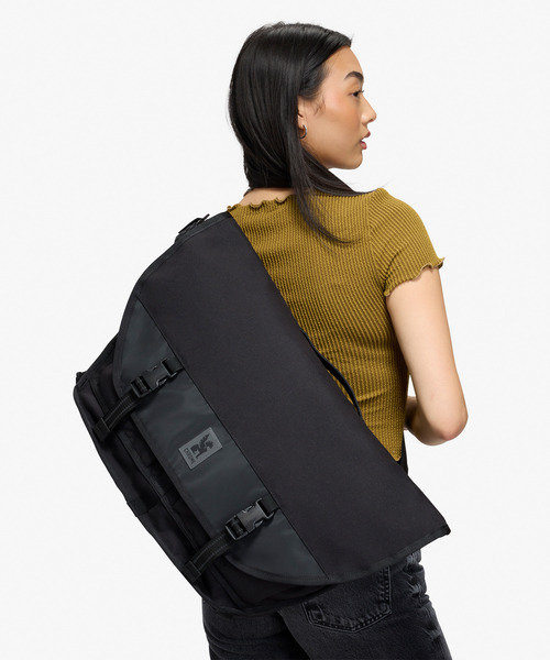 CHROME（クローム） ショルダーバッグ メンズ レディース : ZOZOTOWN