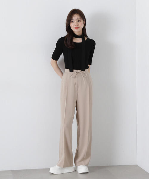 ☆開店セール☆着用1日 美品 ベルルッティ レザーロゴ スラックスイージーパンツ feepur（フェピュール）の「サイドラインイージーパンツ