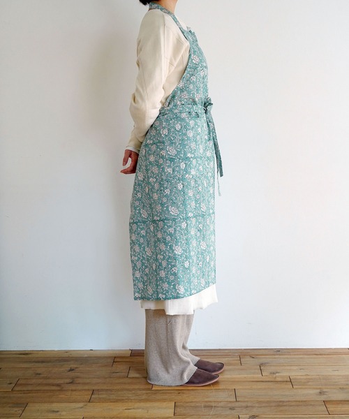 TIMELESS COMFORT（タイムレスコンフォート） エプロン Sankara