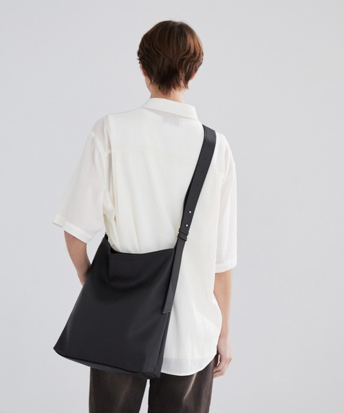 【使いやすい大きさ◎】LouisVuitton★ショルダーバッグ 1.jpg