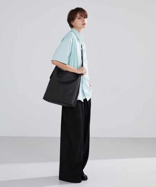LUENNA ショルダーバッグ 「LUENNA」Square Shoulder Bag /合皮