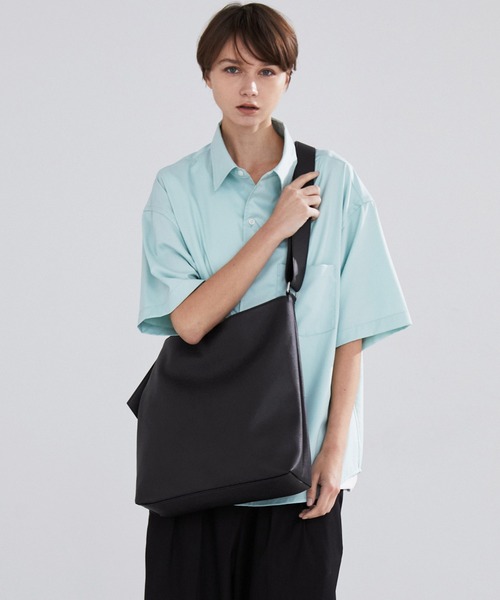 LUENNA ショルダーバッグ 「LUENNA」Square Shoulder Bag /合皮