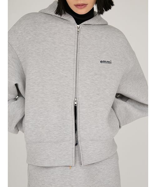 emmi パーカー emmiロゴジップアップダンボールフーディ レディース