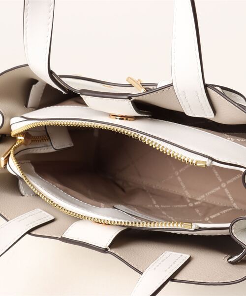 【新品未使用】マイケルコース　2ウェイバック　ホワイト&ブラック　キーリング付き MICHAEL KORS（マイケルコース） 2WAYバッグ FREE ホワイト レディース