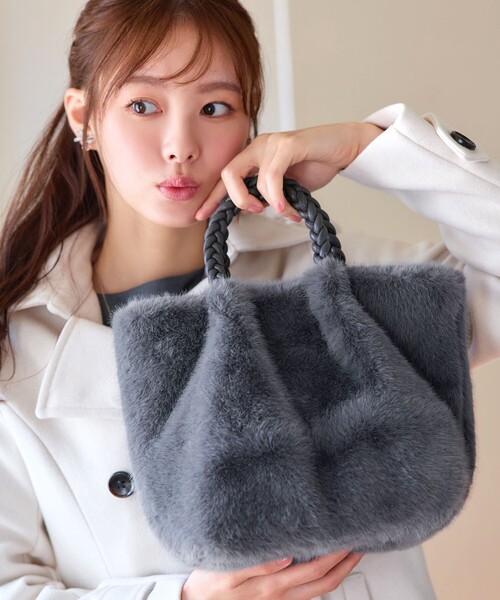 Tiaclasse ハンドバッグ 三つ編みハンドルファーバッグ : ZOZOTOWN