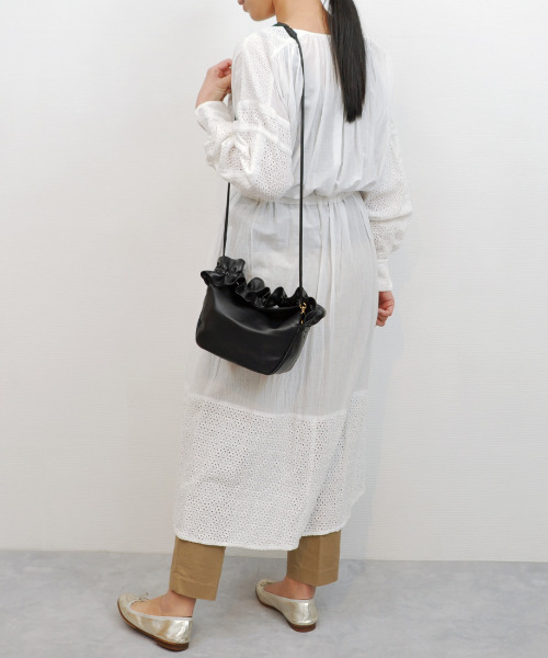 「kakatoo」 ハンドバッグ FREE アイボリー レディース_画像2