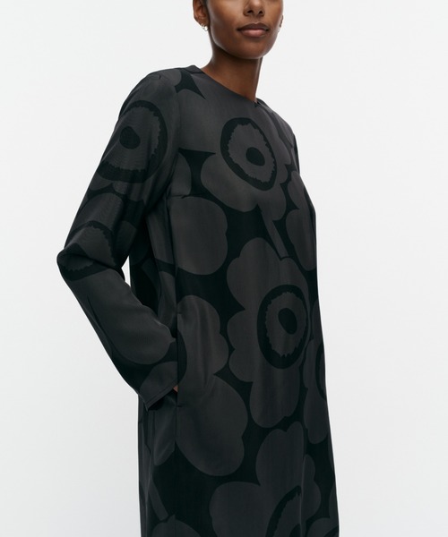 マリメッコ　チュニック　ワンピース　xs 新品値札付 marimekko（マリメッコ） ワンピース Hienous Unikko / Dress