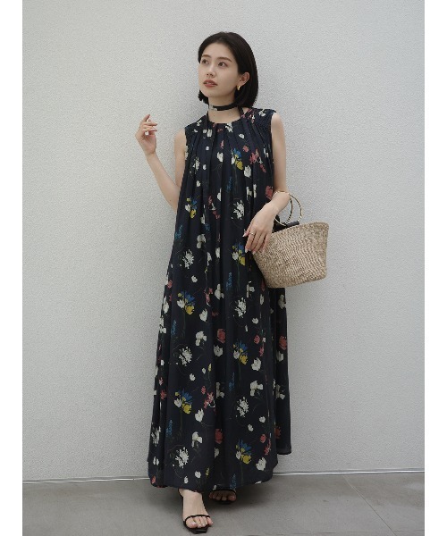 ワンピース フローラルモチーフプリントワンピースの画像