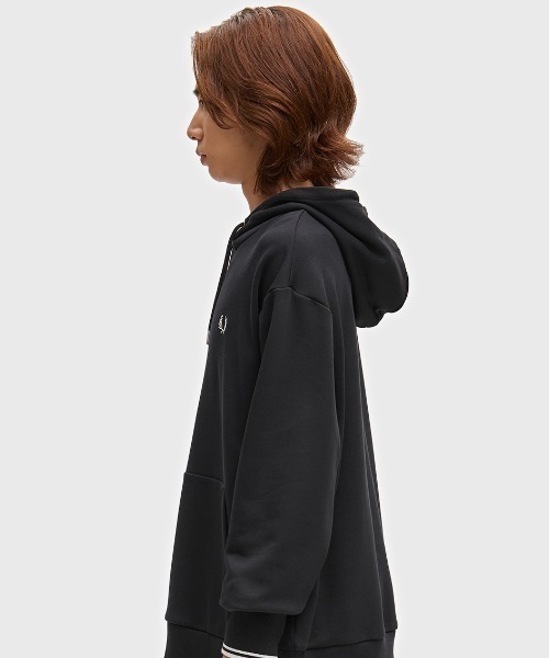 FRED PERRY（フレッドペリー） パーカー Tipped Hooded Sweatshirt