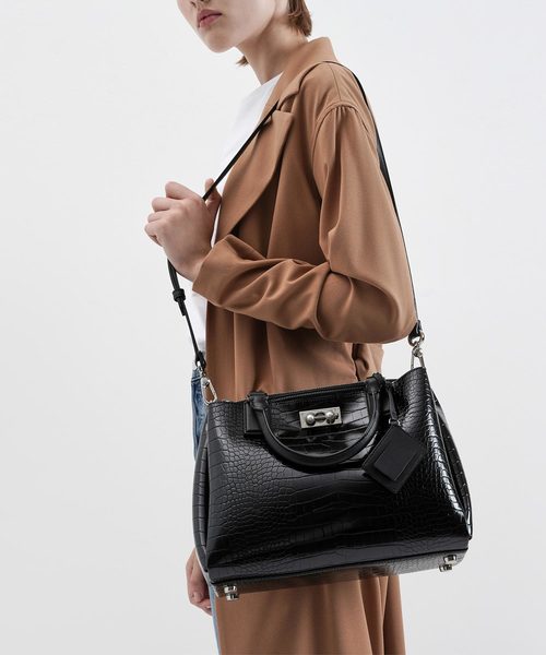 CHARLES & KEITH クロックエフェクト ラージトートバッグ CHARLES & KEITH クロックエフェクト ラージトートバッグ