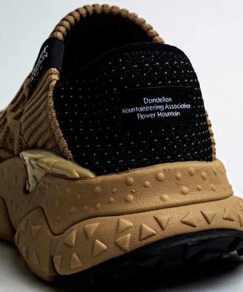 go slow caravan（ゴースローキャラバン） スリッポン Flower MOUNTAIN