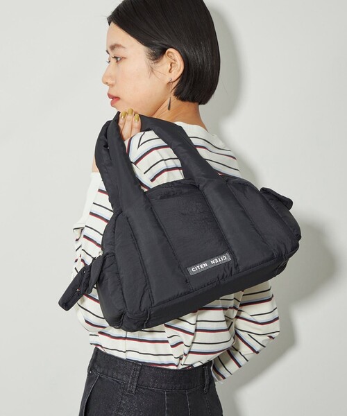 ブラックパフボストンバッグ