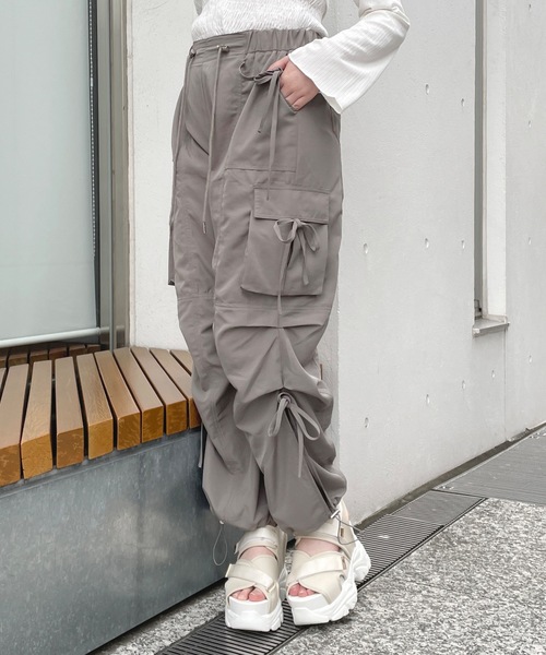 スリットリボンカーゴパンツ リュアユーイン lureyouin 越智ゆらの スリットリボンカーゴパンツ リュアユーイン lureyouin 越智ゆらの