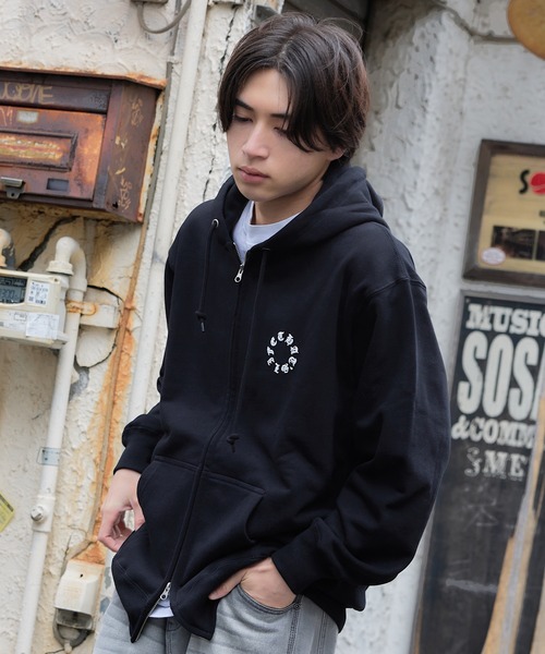 ザッツライフ 黒パーカー ジップパーカー That's life That's life 「That's life」 ジップアップパーカー LARGE