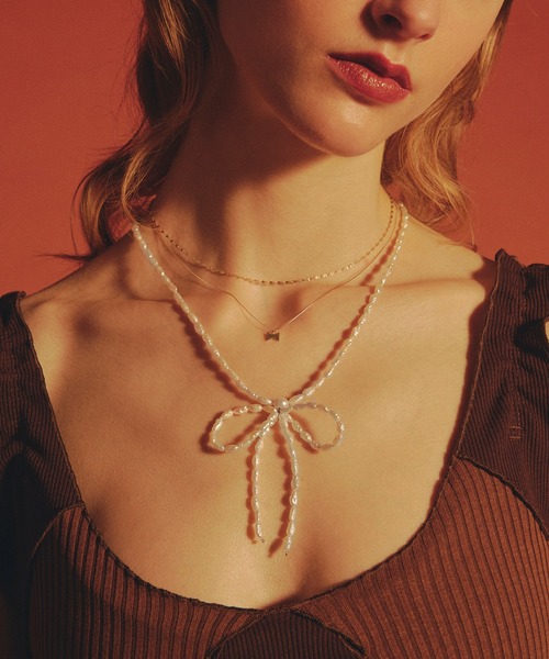 ネックレス 「les bon bon」bow pearl necklace BOB586 レディースの画像