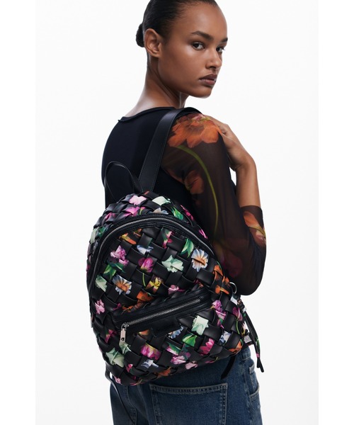 ♥♥Desigual♥ 新品・未使用 デザインリュック　バッグ　タグ付き ♥♥Desigual♥ 新品・未使用 デザインリュック バッグ タグ付き