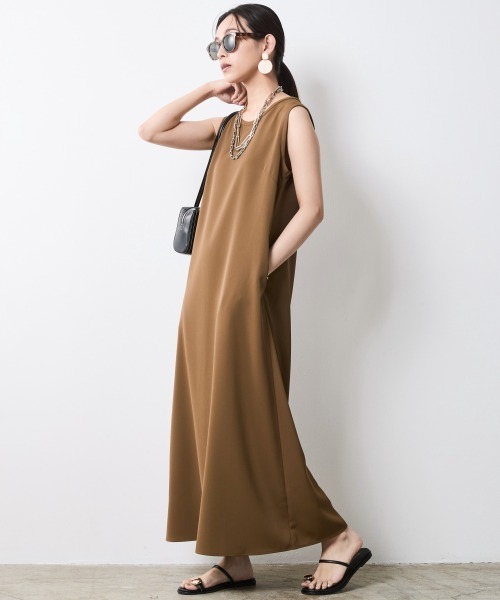 極美品✨ビアズリー コットン ノースリーブ ロング ワンピース シアサッカー ユニクロ シアサッカーロングワンピースノースリーブ新品未使用